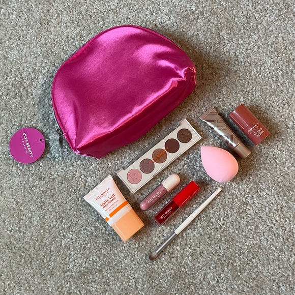 Ulta Beauty Other - Ulta Beauty Pink Makeup Bag and 8-piece Makeup Gift Set NWT